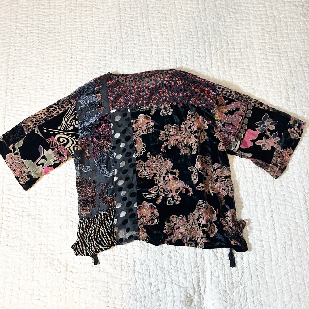 John Mark Boho Velvet Burnout Blouse Top XL Mixed Print Art To Wear Bead Tassels - Picture 11 of 11